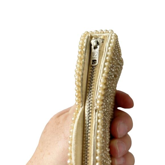 Vintage 1950s Beaded Clutch Scroll Design - Picture 4 of 13